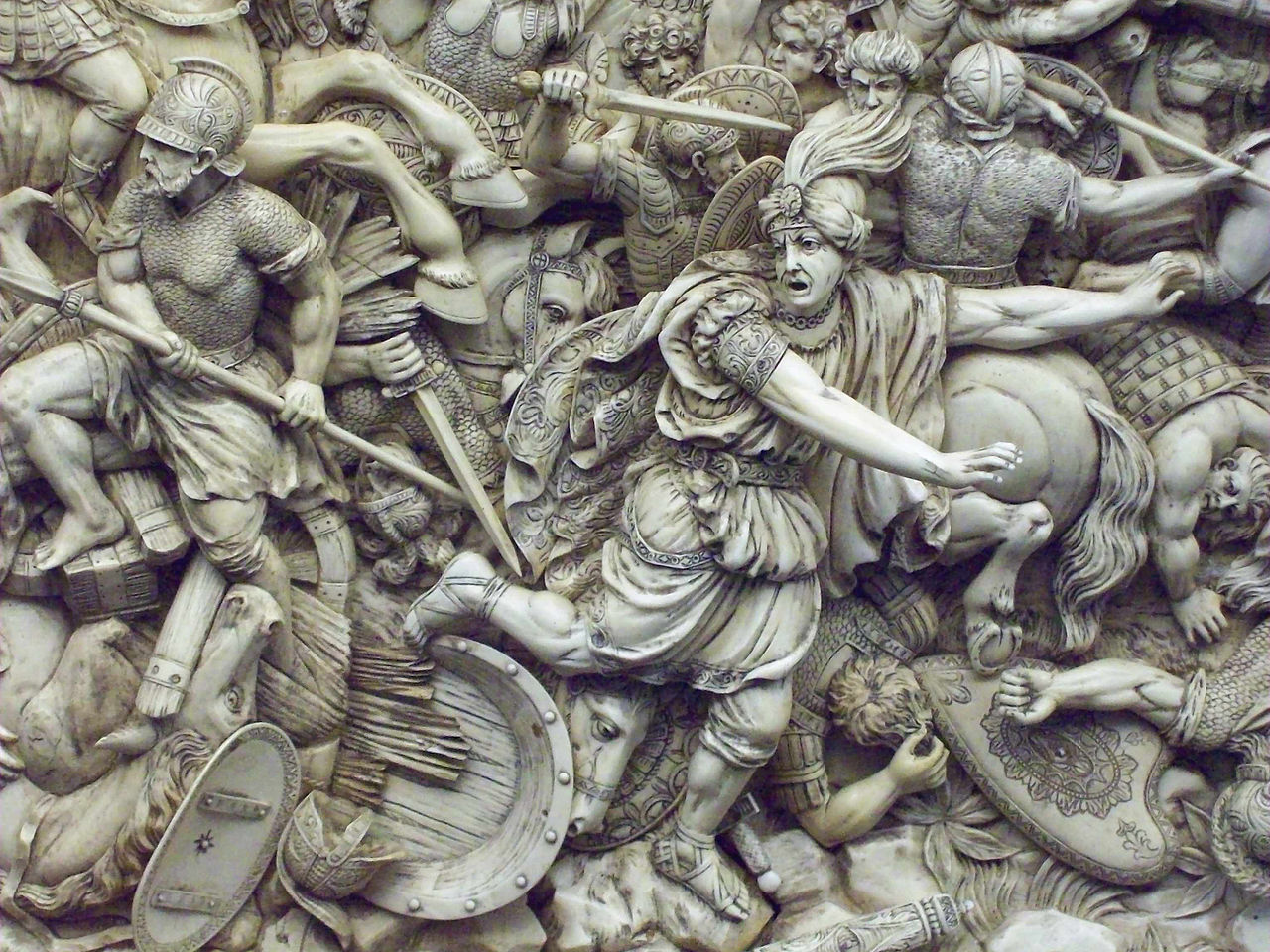 Darius flees (18th-century ivory relief)
