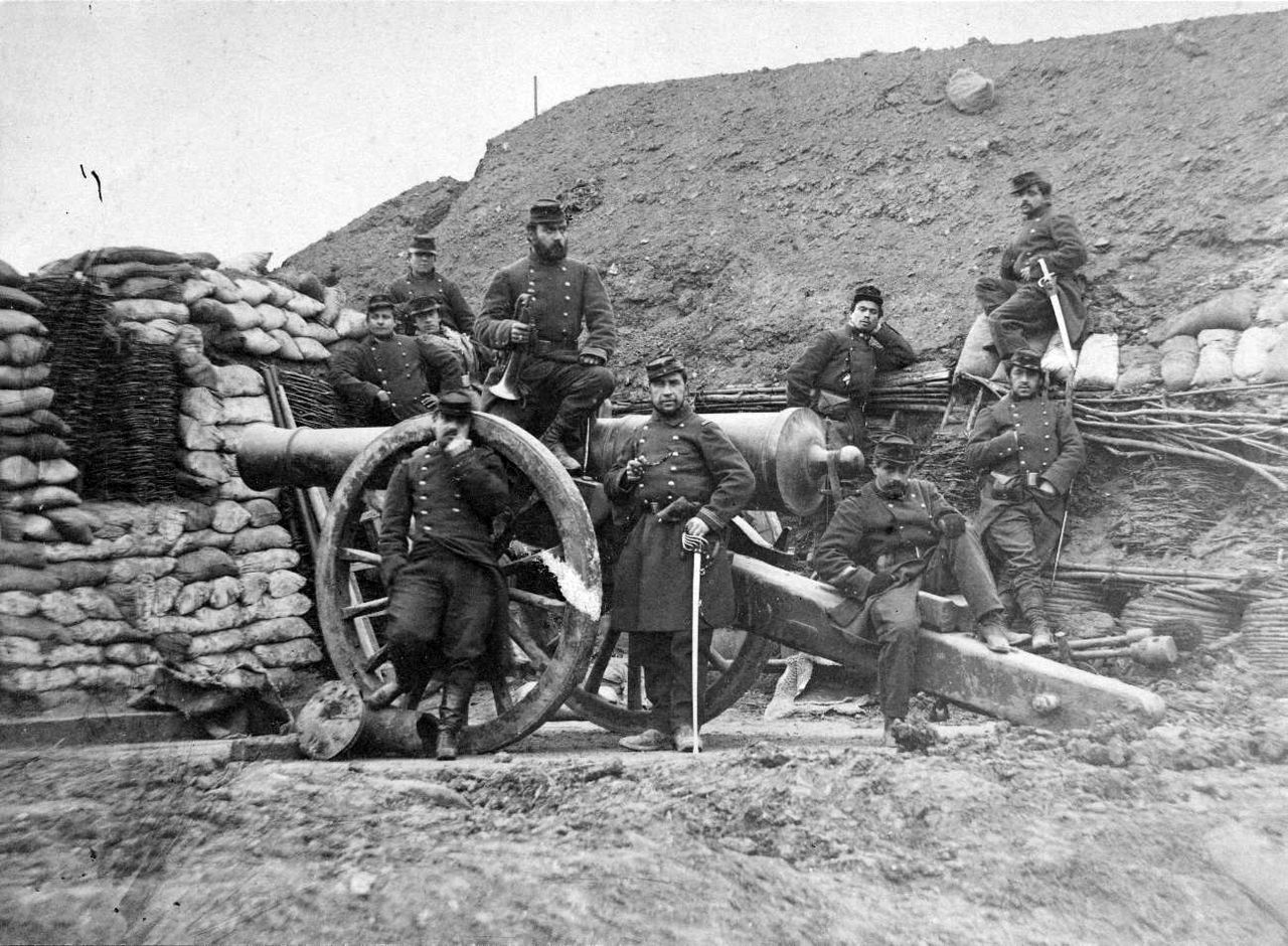 French muzzle-loading artillery in position during the Franco-Prussian War